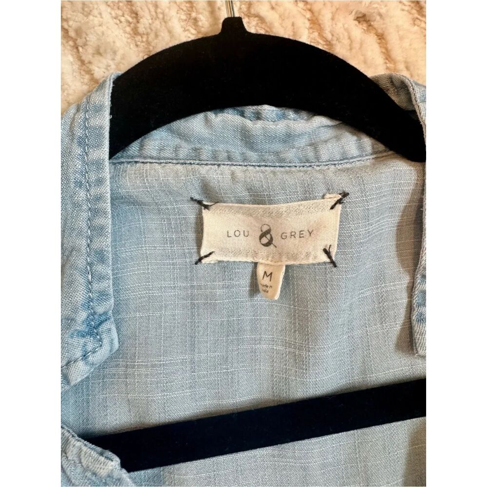 Lou & Grey Chambray Wrap Shirt Dress Womens Medium Blue Tie Waist Utility Pocket - Picture 5 of 8